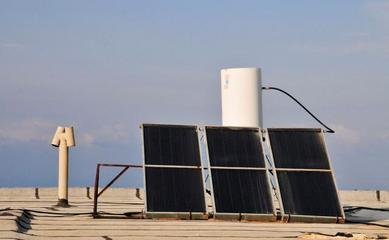 光伏全線爆發(fā) 新能源最強(qiáng)風(fēng)口來(lái)襲，光伏設(shè)備產(chǎn)業(yè)迎來(lái)黃金時(shí)代